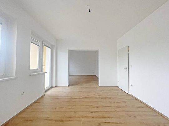 Großzügige Loggiawohnung mit 4 Zimmern in Harbach - Photo 1