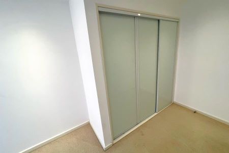 Church Street East, Woking, Surrey, GU21 - Photo 2