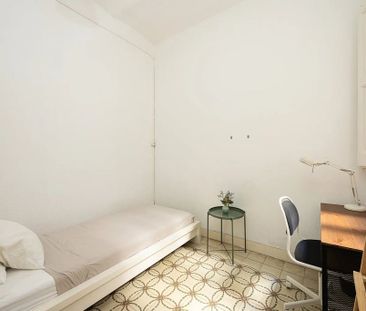 Carrer de Mallorca, Barcelona, Catalonia 08037 - Photo 6