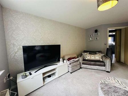 Wisteria Way, Nuneaton, CV10 - Photo 3
