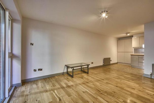 Apartment 202 Margarita Plaza 81 Adelaide Street, Belfast, BT2 8FF - Photo 1