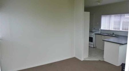 2 bed cutie!! - Photo 4