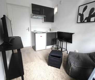 Location Appartement 1 pièce 14m² LILLE 59000 - Photo 1