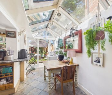 Mill Lane, Windsor, Berkshire,SL4 - Photo 3