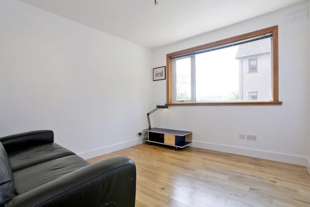 4 bedroom detached house to rent - Photo 1