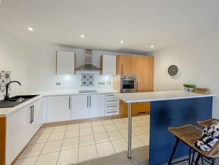 Midway Quay, Eastbourne, BN23 5DB - Photo 5