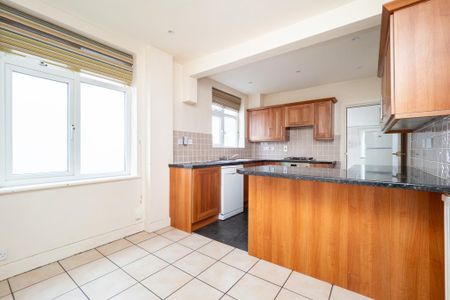 4 bedroom house to rent - Photo 3