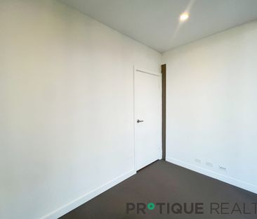 Unfurnished 2Bedrooms 1Bathroom Apt @ Swanston Central I Additional... - Photo 5