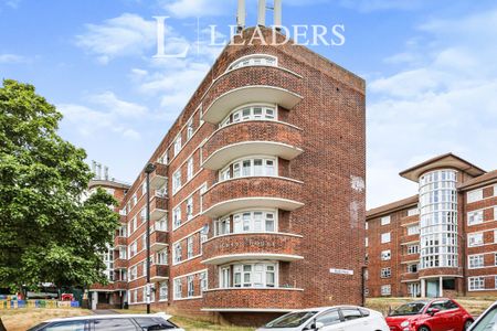 Macklin House, Shackleton Close, Forest Hill, SE23 - Photo 3