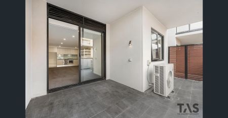 PRIME LOCATION, SPACIOUS TWO BEDROOM IN ASPERA! - Photo 4