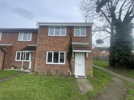 3 bedroom end of terrace house to rent - Photo 5