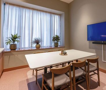 1 bedroom in a flat share to rent - Photo 1