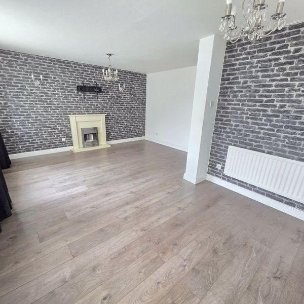 3 bedroom terraced house to rent - Photo 1