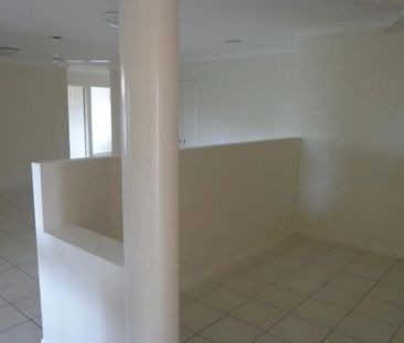 Spacious Home in Popular Willow Gardens - Photo 4