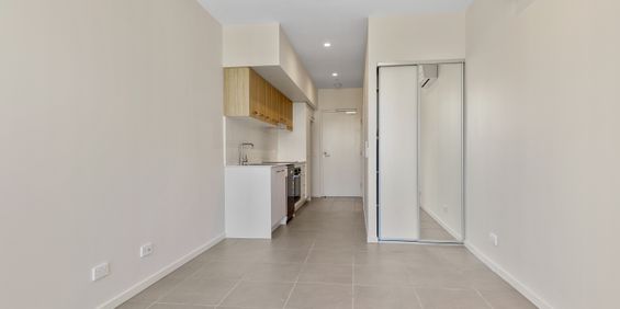 Studio Living in the Heart of Sippy Downs - Photo 3