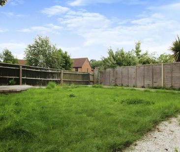 Welcome to this charming three bedroom detached house located on Ga... - Photo 5