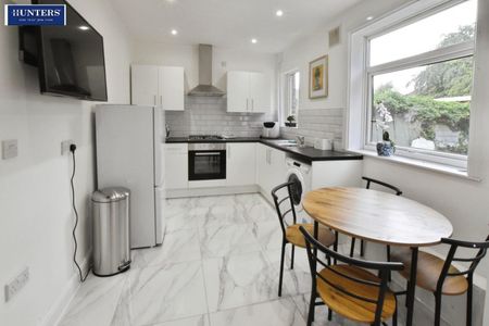 3 bedroom House To Let Total Size: 883 SQ FT - Photo 4