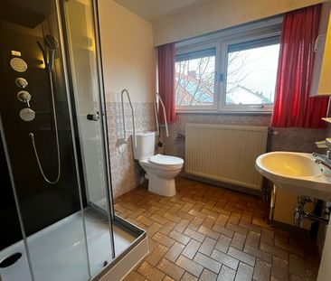 Verzorgde woning met twee slaapkamers, tuintje en garage. - Photo 3