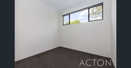 Architect-designed Townhouse - Fully Furnished and Ready to Move In - Photo 5