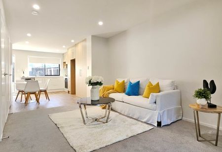 MANGERE BRIDGE, 3 BEDROOMS - Photo 3