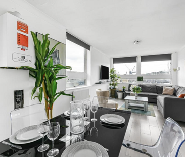 3 bedroom flat to rent - Photo 4
