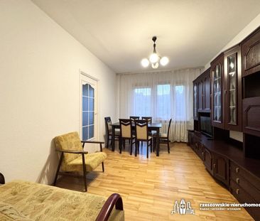 2 pokoje z balkonem na os.Kmity, dostępne od zaraz - Photo 3