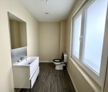 Location Appartement 2 pièces 40m² QUESNOY SUR DEULE 59890 - Photo 3