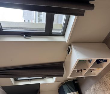 Backstage kot - Sint-Pie­ter­s­nieuwstraat 122 - Foto 2