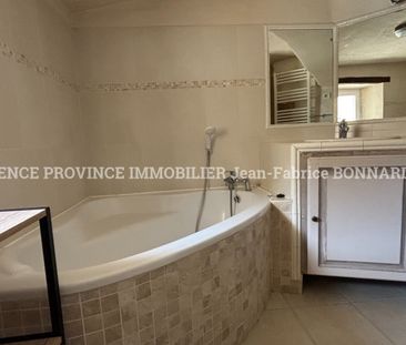 Location Appartement 2 pièces 58m² GRIGNAN 26230 - Photo 5