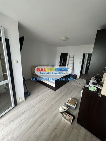 titan | garsoniera moderna 36mp | 1980 cada AC balcon pat parc metrou - Fotografie 4