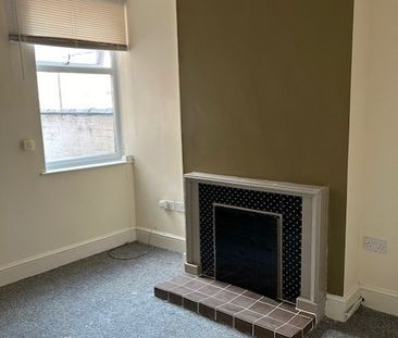 3 Bed End Terrace, Montague Road, LE2 - Photo 4