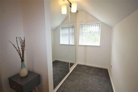Walmsley Court, Wellington Road, Eccles, M30 - Photo 5