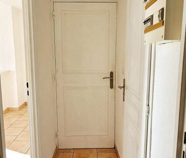 Location Appartement 2 pièces 42m² GONFARON 83590 - Photo 5