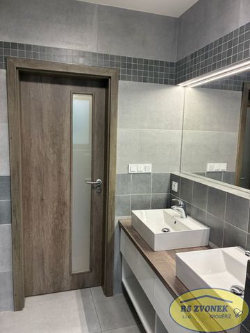 Pronájem bytu 3+kk 72 m², Hlušovice - Photo 2