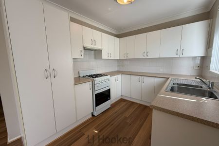 Peaceful Two Bedroom Home in Prime Toronto Location - Photo 4