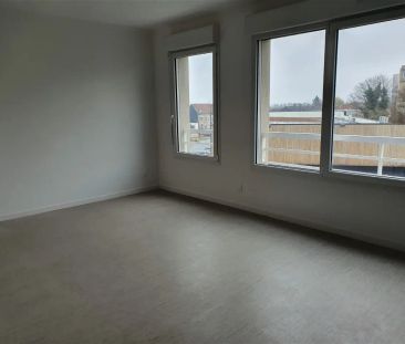 Location appartement 1 pièce - 32.6m² à Aulnoy-lez-valenciennes (59... - Photo 2