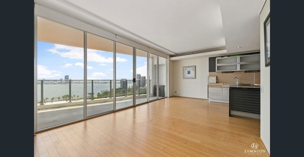 Executive-Style CBD Apartment with Stunning 16th-Floor Views - Photo 1