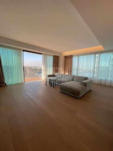 Luxury Three-Bedroom Flat - Piata Floreasca - Photo 2