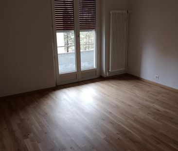 APPARTEMENT ENTIEREMENT RENOVE - Rue du Commerce 107 - appartement ... - Foto 1