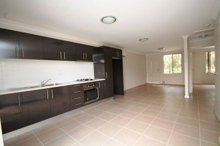 Brand new 2 bedroom brick home - Photo 3