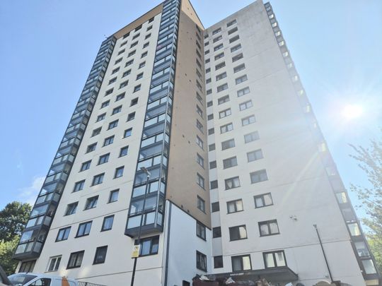 Wheatley Court, Halifax - Photo 1