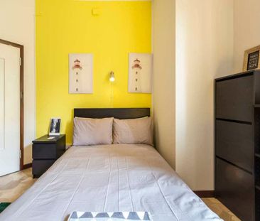 Via Lorenteggio, Milan, Lombardy 20146 - Foto 4