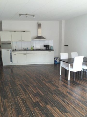 Te huur: Studio Brugweg in Velp - Photo 2