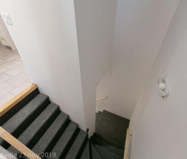 STOP 4½ -Longueuil !! INTERNET HAUTE VITESSE INCLUS !! - Photo 2