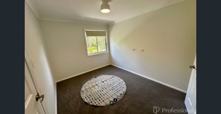 Easy-Care Cottage Living in a Convenient Tuncurry Location - Photo 4