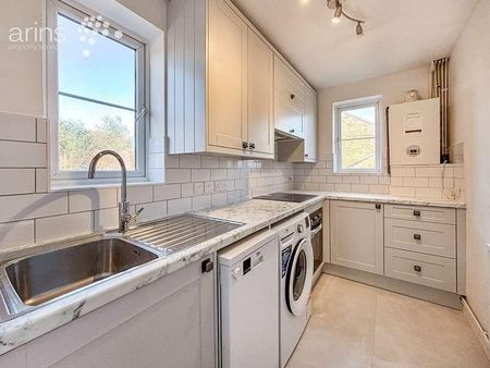 Parsley Close, Earley, Reading, RG6 - Photo 4