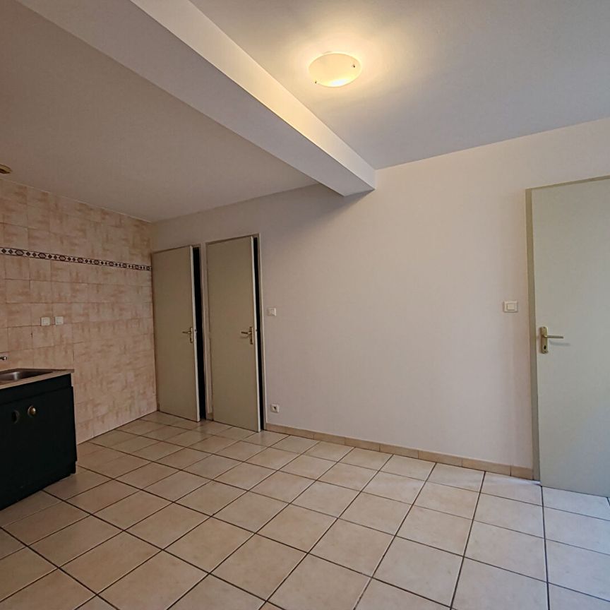 Location Appartement 2 pièces 28m² - Photo 1