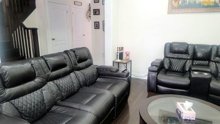 For Lease - 22 Wishing Well Crescent, Caledon, Ontario - Photo 2