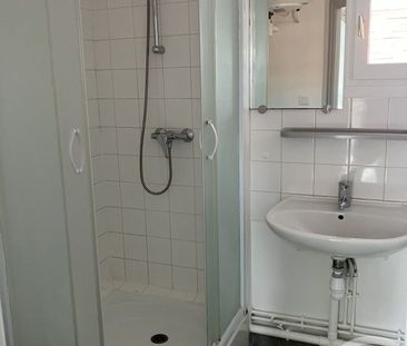 Location Appartement 1 pièce 15m² TROYES 10000 - Photo 2