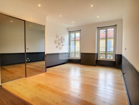 Location Appartement 2 pièces 50m² NICE 06000 - Photo 3